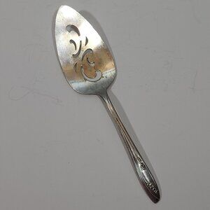 WM Rogers Lady Fair Pie Cake Server Silverplate 1957